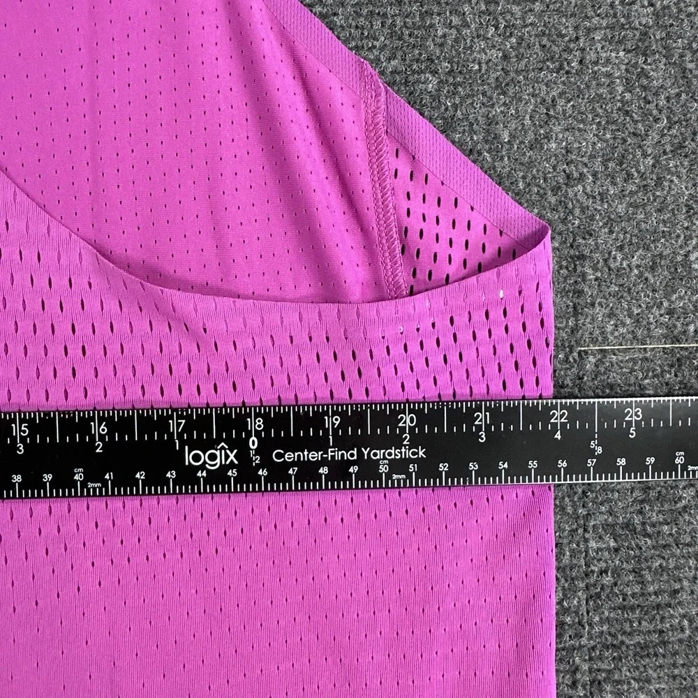Nike aeroswift dri
